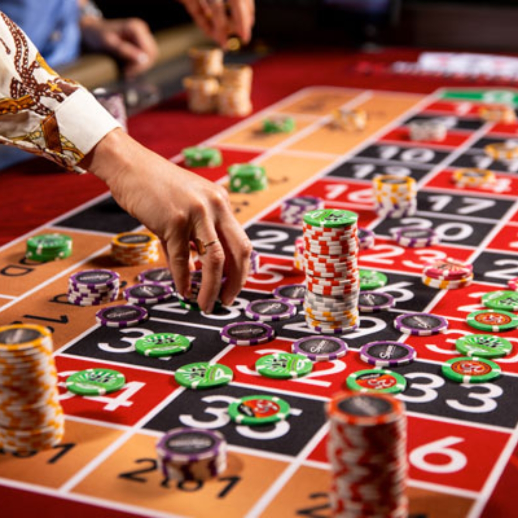 Tables and Card Games | World777